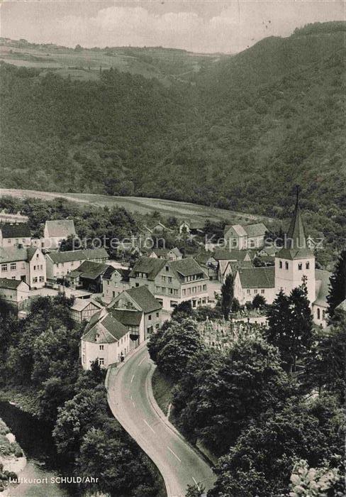Schuld Ahr Ahrweiler Rheinland-Pfalz Teilansicht Luftkurort mit Kirche