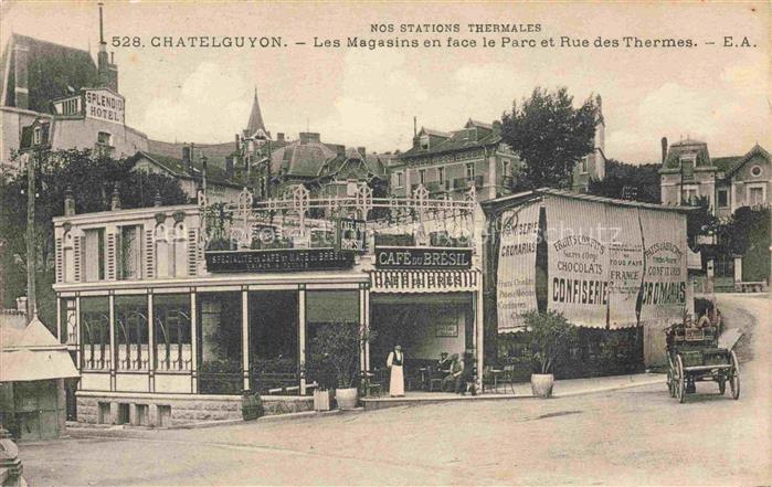 Chatelguyon Chatel-Guyon 63 Puy-de-Dome Les magasins en face le parc et Rue des