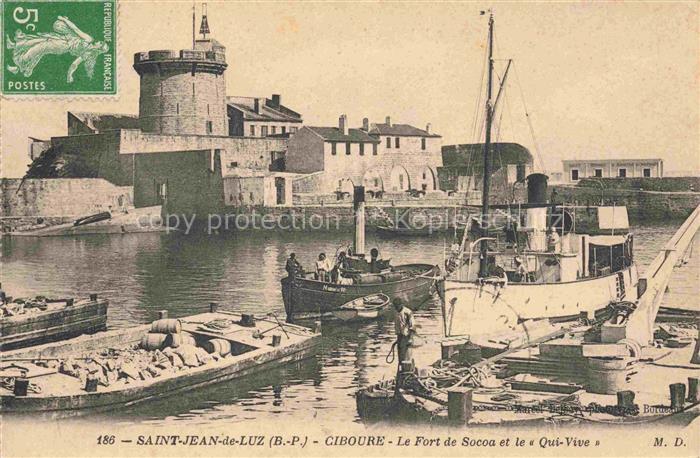Ciboure BAYONNE 64 Pyrenees-Atlantiques Le Fort de Socoa et le Qui-Vive Bateau