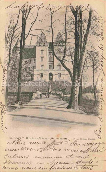 PAU 64 Pyrenees-Atlantiques Entrée du château