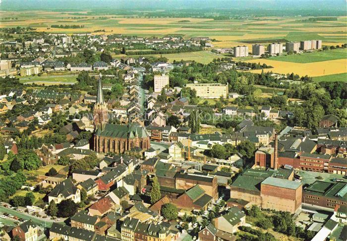 Willich Stadtzentrum mit Kirche