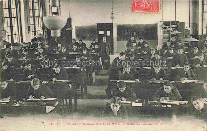 LILLE 59 Nord Institut Catholique d'Arts et Métiers Salle de Dessin