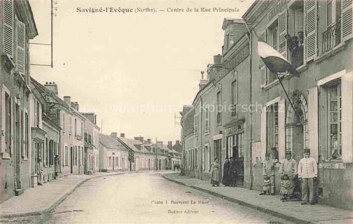 Savigne-l Eveque Centre de la Rue Principale