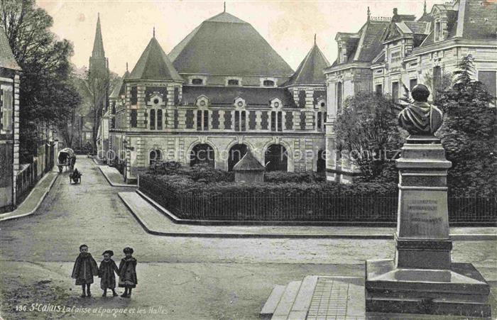Saint-Calais 72 Sarthe La Caisse d'Epargne et les Halles Monument