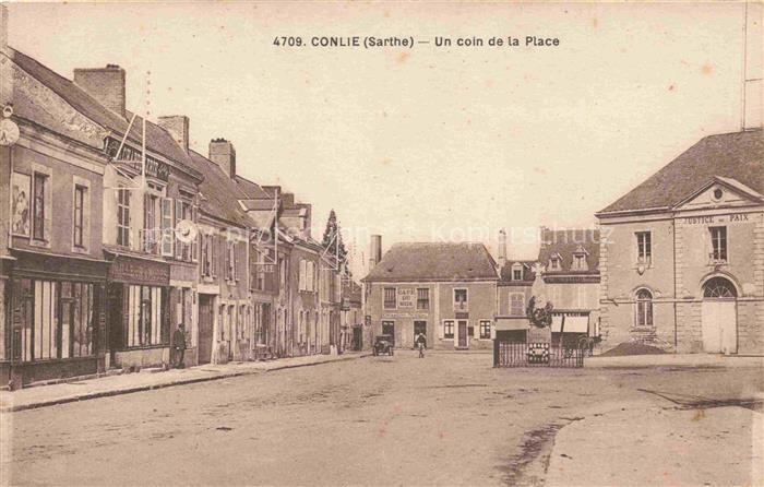 Conlie MAMERS 72 Sarthe Un coin de la Place