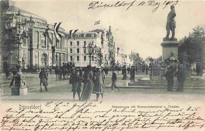 DuessELDORF  CITY Alleestrasse mit Bismarckdenkmal und Theater