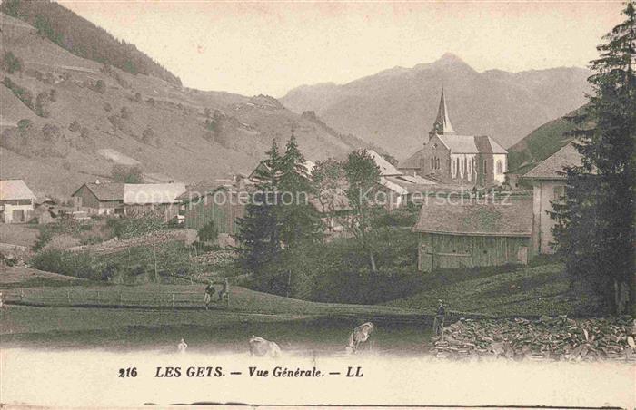 Les Gets Bonneville 74 Haute-Savoie Vue générale et l'église