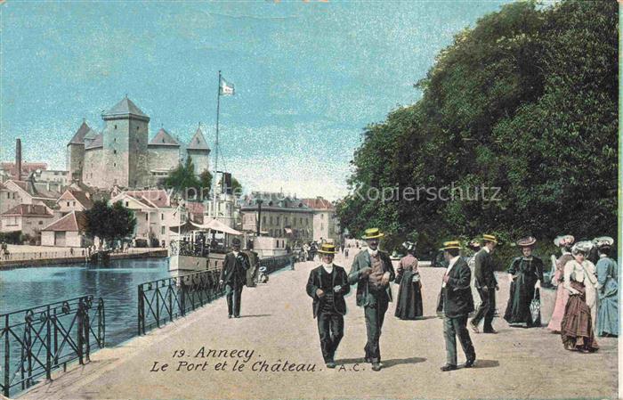 ANNECY 74 Haute-Savoie Le port et le château