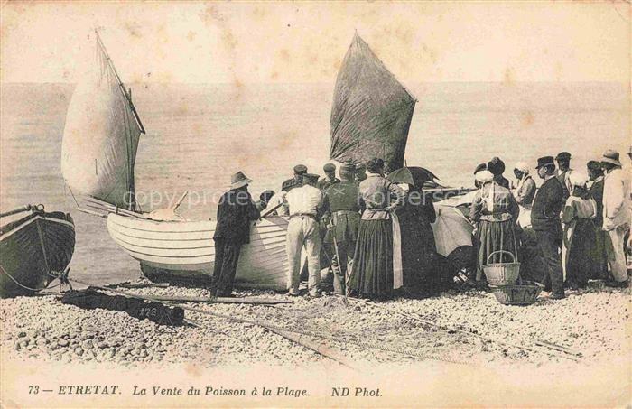 ETRETAT LE HAVRE 76 Seine-Maritime La vente du poisson à la plage