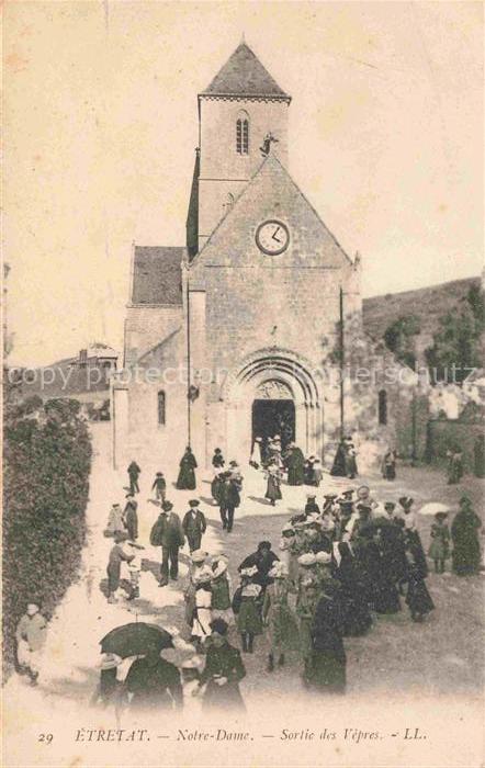 ETRETAT LE HAVRE 76 Seine-Maritime Eglise Notre-Dame sortie des vêpres