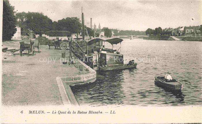 Melun 77 Seine-et-Marne Le Quai de la Reine Blanche