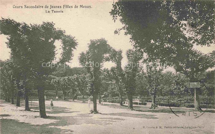 MEAUX 77 Seine-et-Marne Cours Secondaire de Jeunes Filles le Tennis