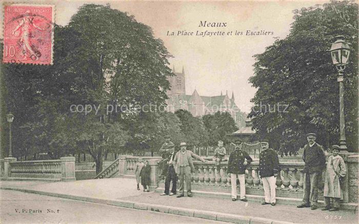 MEAUX 77 Seine-et-Marne Place Lafayette et les escaliers