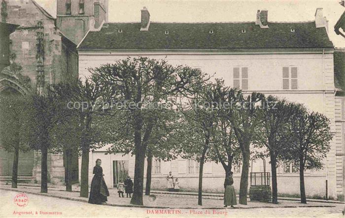 Dammartin-en-Goele MEAUX 77 Seine-et-Marne Place du Bourg