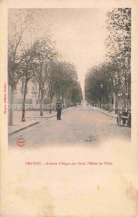 Chatou Saint-Germain-en-Laye 78 Yvelines Avenue d'Aligre au fond l'Hôtel de Vill