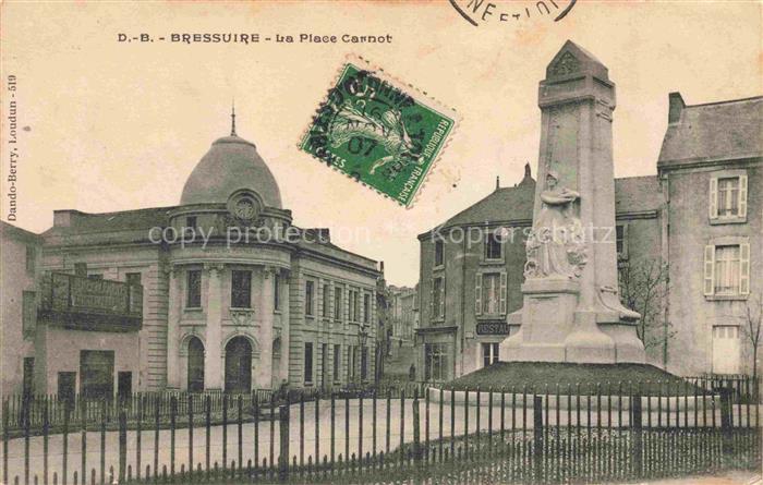 BREssUIRE 79 Deux-Sevres La Place Carnot Monument