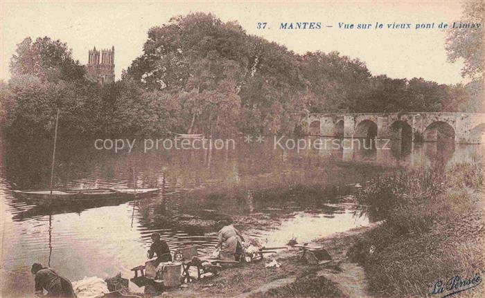 MANTES-LA-JOLIE Mantes-sur-Seine 78 Yvelines Vue sur le vieux pont de Limay