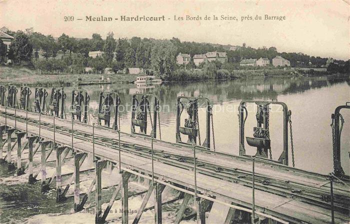 Hardricourt Meulan 78 Yvelines Les bords de la Seine près du barrage