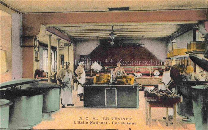 Le Vesinet Saint-Germain-en-Laye 78 Yvelines L'Asile National une cuisine