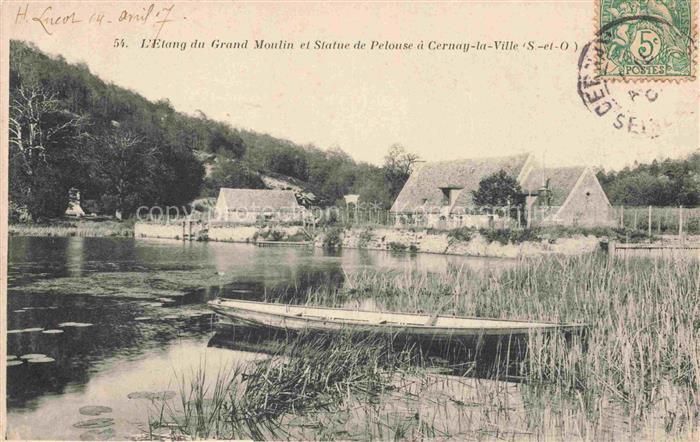 Cernay-la-Ville Rambouillet 78 Yvelines Etang du Grand Moulin et Statue de Pelou