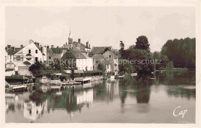 Nemours Fontainebleau 77 Seine-et-Marne Les rives du Loing reflet