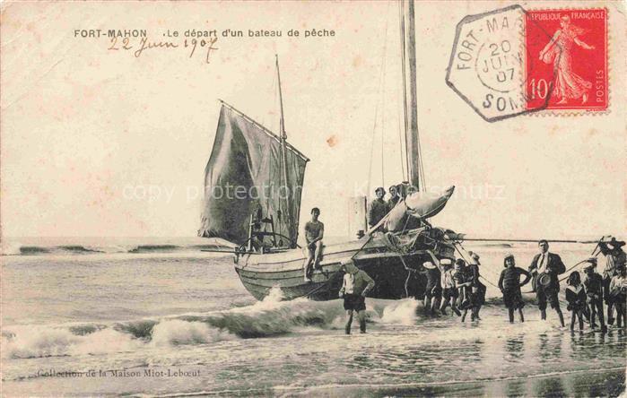 Fort-Mahon-Plage Abbeville 80 Somme Le départ d'un bateau de pêche