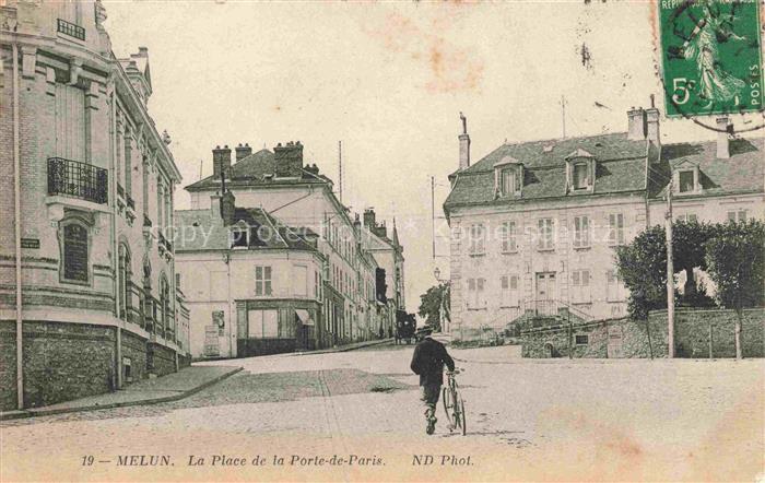 MELUN 77 Seine-et-Marne La Place de la Porte-de-Paris