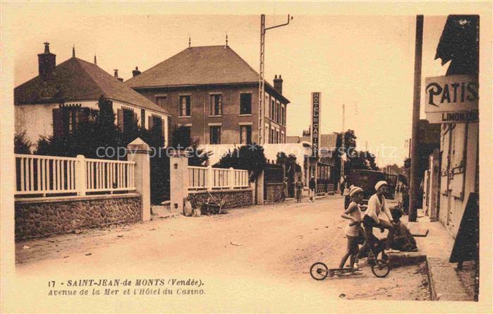 Saint-Jean-de-Monts Avenue de la Mer et l'Hôtel du Casino