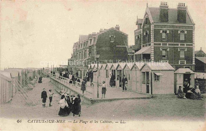 CAYEUX -SUR-MER Abbeville 80 Somme La plage et les cabines