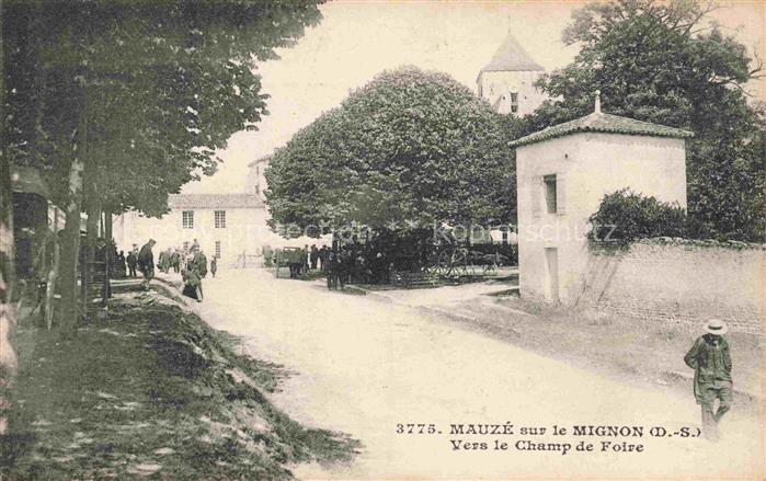 Mauze-sur-le-Mignon NIORT 79 Deux-Sevres Vers le Champ de Foire