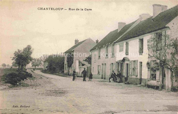 Chanteloup -les-Vignes Saint-Germain-en-Laye 78 Yvelins Rue de la Gare