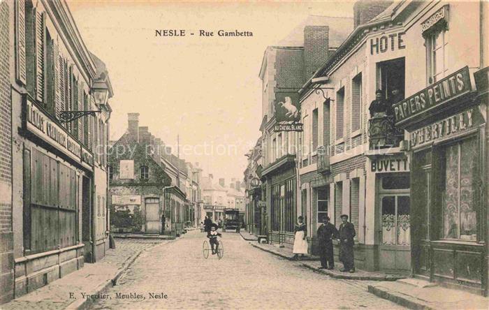 Nesle Peronne 80 Somme Rue Gambetta
