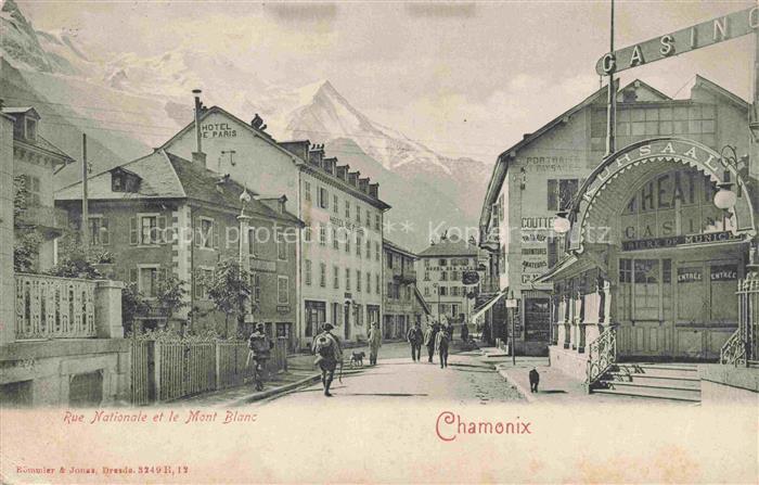 CHAMONIX BONNEVILLE 74 Haute-Savoie Rue Nationale et le Mont Blanc