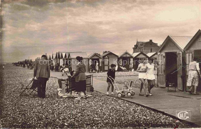 CAYEUX -SUR-MER Abbeville 80 Somme Les planches et les cabines