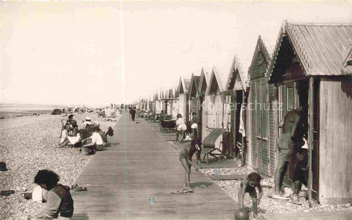 CAYEUX -SUR-MER Abbeville 80 Somme Les planches et les cabines