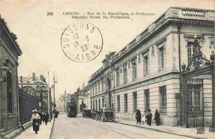 AMIENS 80 Somme Rue de la République et la Préfecture