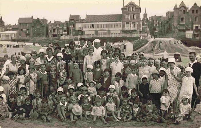 Onival-sur-Mer Ault ABBEVILLE 80 Somme Gruppenbild am Strand