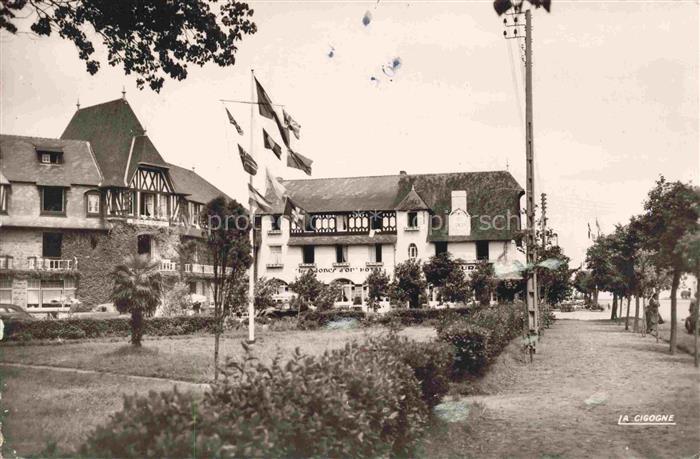 Les Sables d Or-les-Pin Frehel 22 Cotes-d Armor Les Dunes d'Armor et les Ajoncs