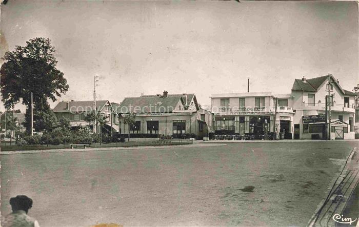 Ste-Genevieve-des-Bois PALAISEAU 91 Essonne Place de la Gare