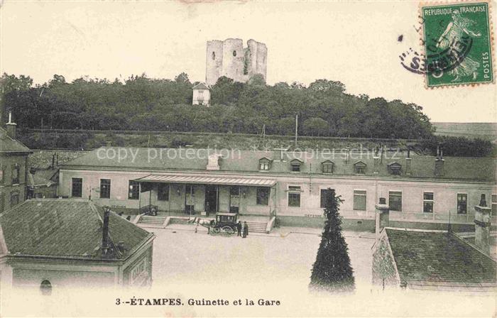 ETAMPES 91 Essonne Guinette et la gare