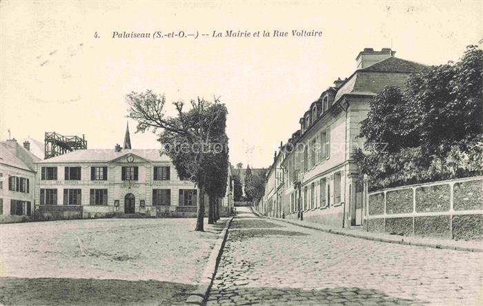 PALAISEAU 91 Essonne La Mairie et Rue Voltaire