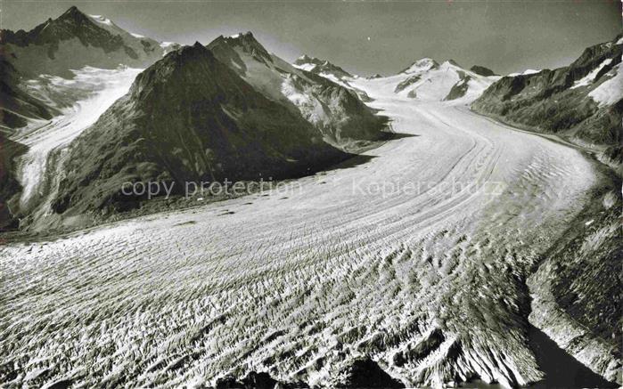 Eggishorn 2927m Aletschgletscher VS Grosser Aletschgletscher Maerjelensee Panora