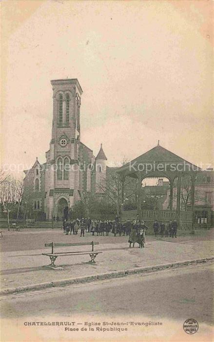 Chatellerault 86 Vienne Eglise St. Jean-l'Evangéliste Place de la République