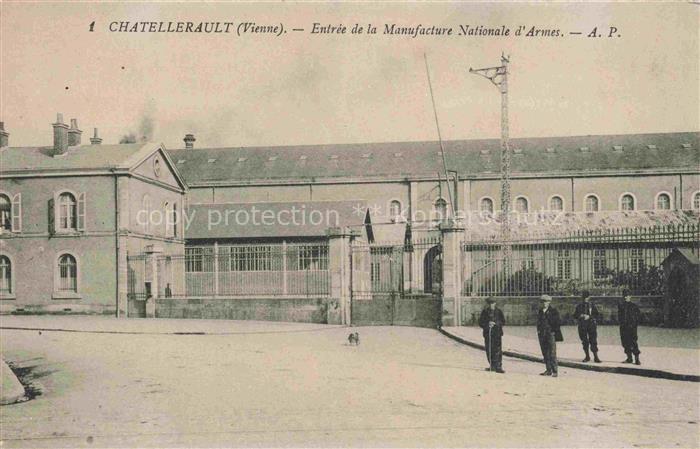 Chatellerault 86 Vienne Entrée de la Manufacture Nationale d'Armes