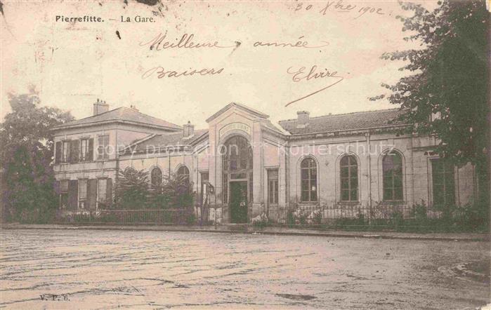 Pierrefitte -sur-Seine Saint-Denis 93 Seine-Saint-Denis La gare Bahnhof