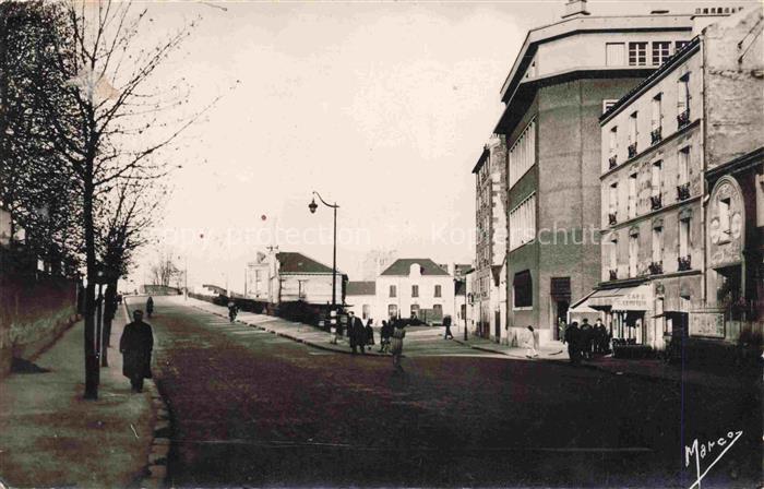 Ivry-sur-Seine Yvry-sur-Seine Creteil 94 Val-de-Marne La Poste et la gare