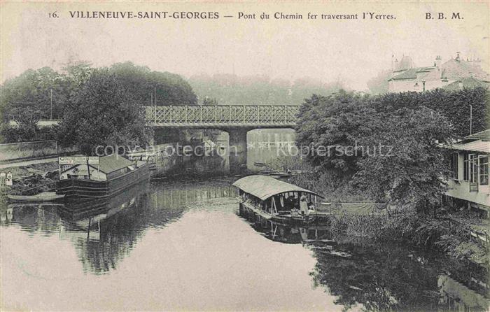 Villeneuve-Saint-Georges CRETEIL 94 Val-de-Marne Pont du Chemin fer traversant l