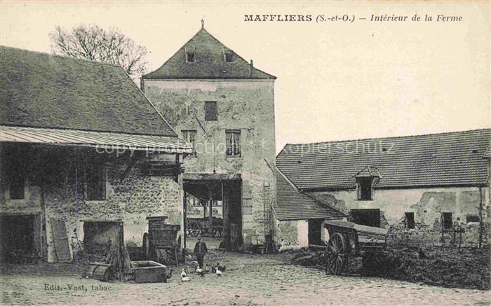 Maffliers SARCELLES 95 Val-d Oise Intérieur de la Ferme
