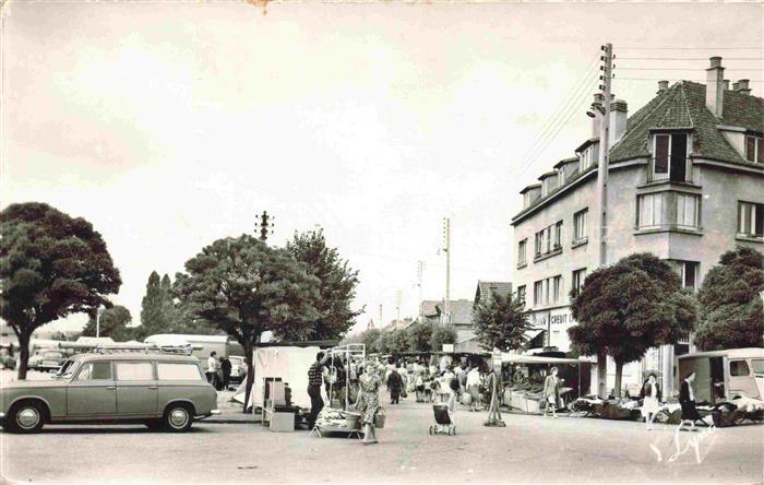 Goussainville  Sarcelles 95 Val-d Oise Le Marché de la Charmeuse
