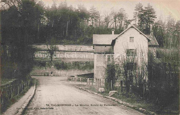 Valmondois Pontoise 95 Val-d Oise Le Moulin Route de Parmaur
